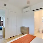 Sip, Shop And Explore San Diego Apartment